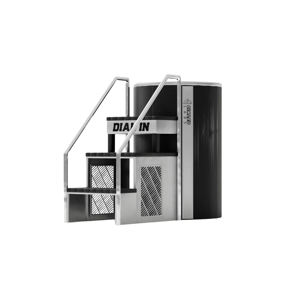 Dialed Vertical Plunge Black